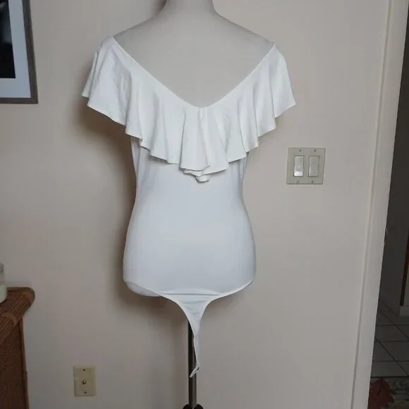 LITTLE BLACK BODYSUIT SIZE L CREAM WHITE This OFF SHOULDER RUFFLE THONG BODYSUIT - Picture 8 of 12